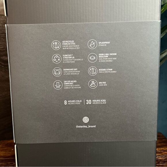 Stanley Deadly Damask the Halloween Quencher H2.0 Flowstate™ Tumbler 20 oz. NIB! - Picture 5 of 8